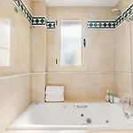 Molo Residences Boutique & Ξενοδοχείο με διαμερίσματα 4*