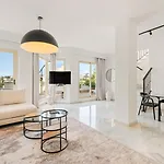Molo Residences Boutique & Aparthotel