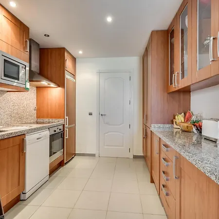Molo Residences Boutique & Aparthotel 4*