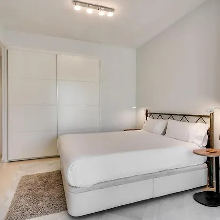 Molo Residences Boutique &