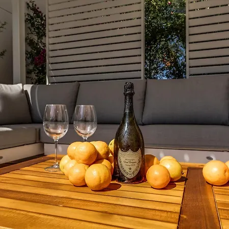 Molo Residences Boutique & Марбелья