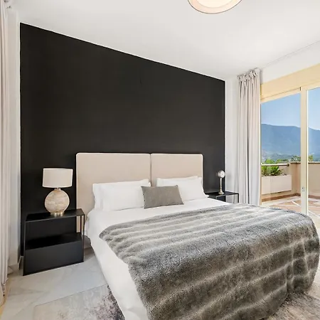 Molo Residences Boutique Apartments&spa 4*