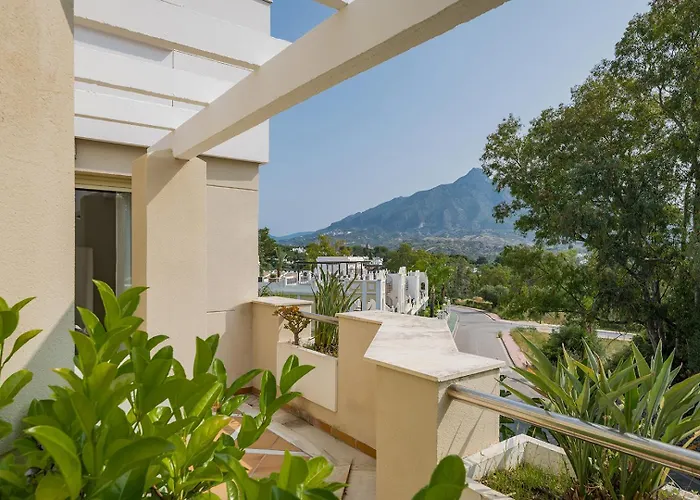 Molo Residences Boutique & 4*