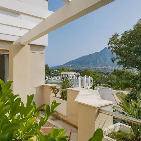 Molo Residences Boutique & 4*