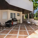 Molo Residences Boutique & 公寓式酒店 4*