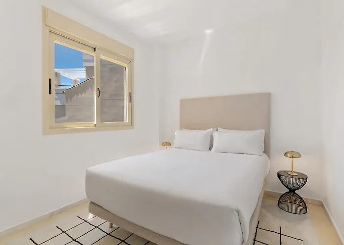 Molo Residences Boutique & מלון דירות 4*