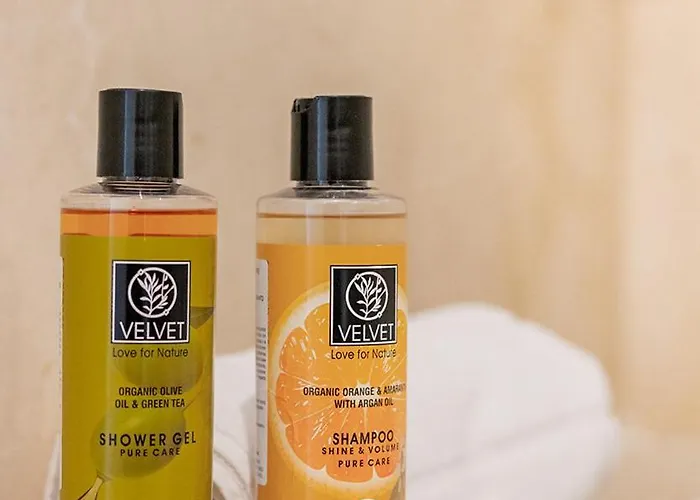 Molo Residences Boutique & מארבלה