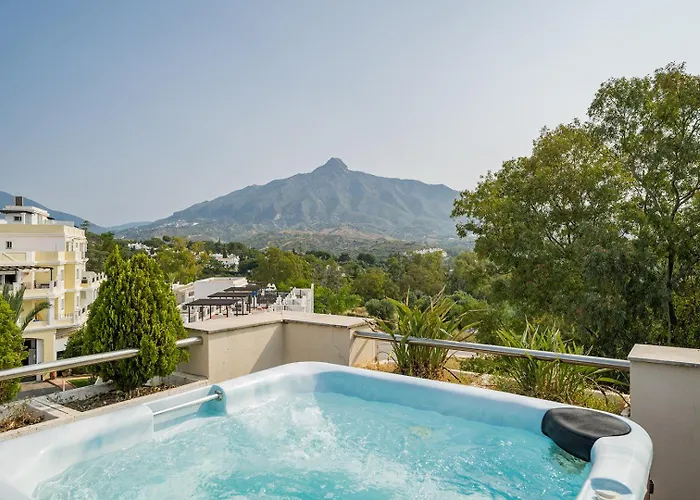 Molo Residences Boutique & Aparthotel 4*
